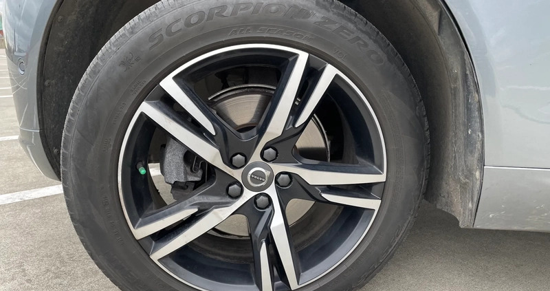 Volvo XC 60 cena 144900 przebieg: 60000, rok produkcji 2019 z Zabłudów małe 781